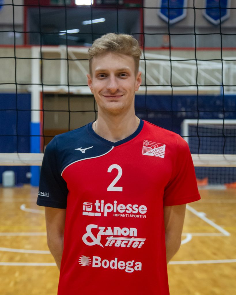 Austoni Stefano, centrale della squadra di pallavolo Pallavolo Cisano in Serie B